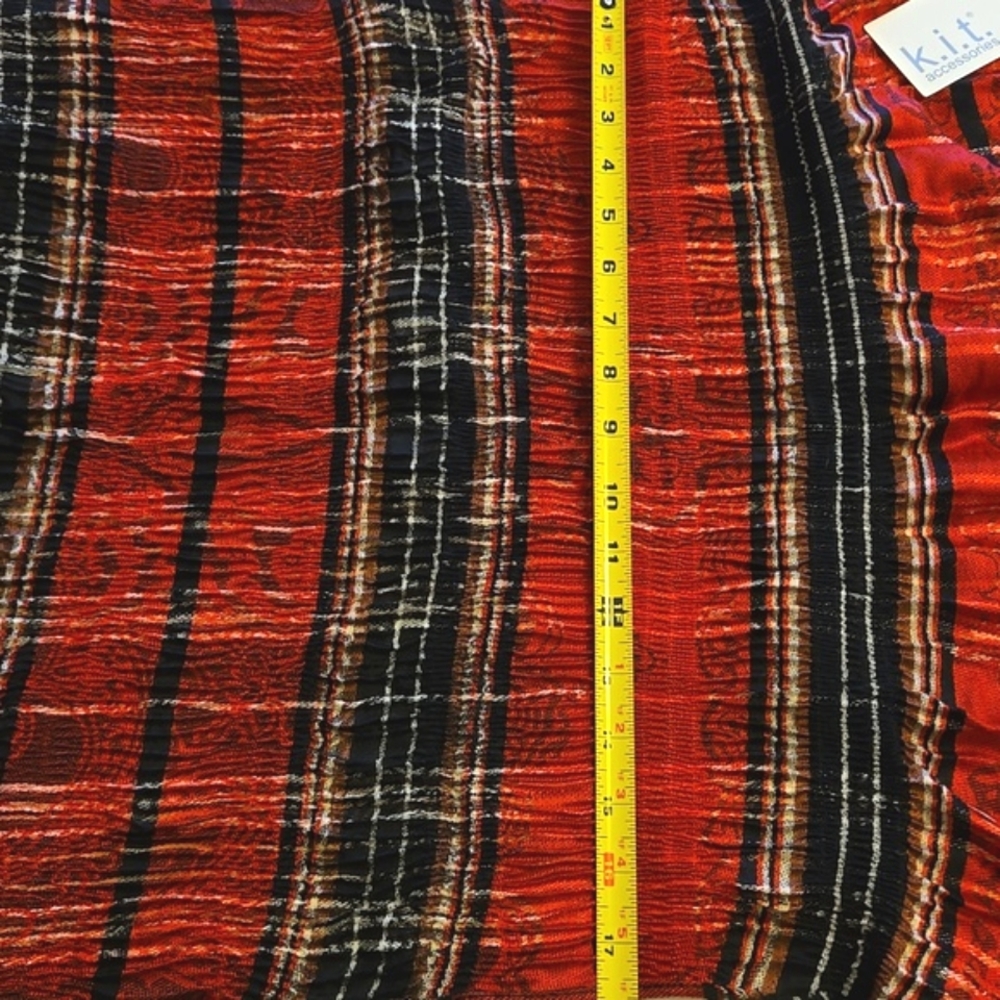 Lovely Plaid shirred cotton Scarf Wrap Shawl NWT - Picture 8 of 10